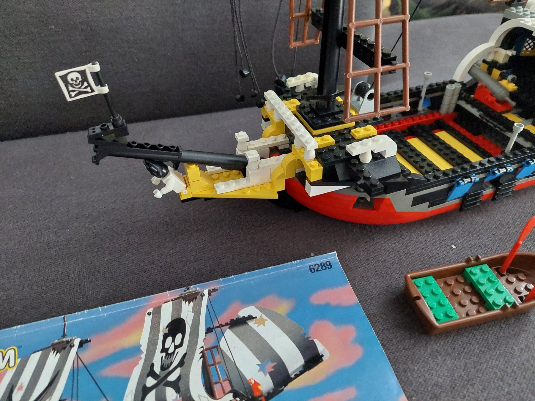 Lego Kit di costruzioni: Lego Pirates Set 6289 Red Beard Runner – Usato da Altenrhein venduto da schalumpfi 1