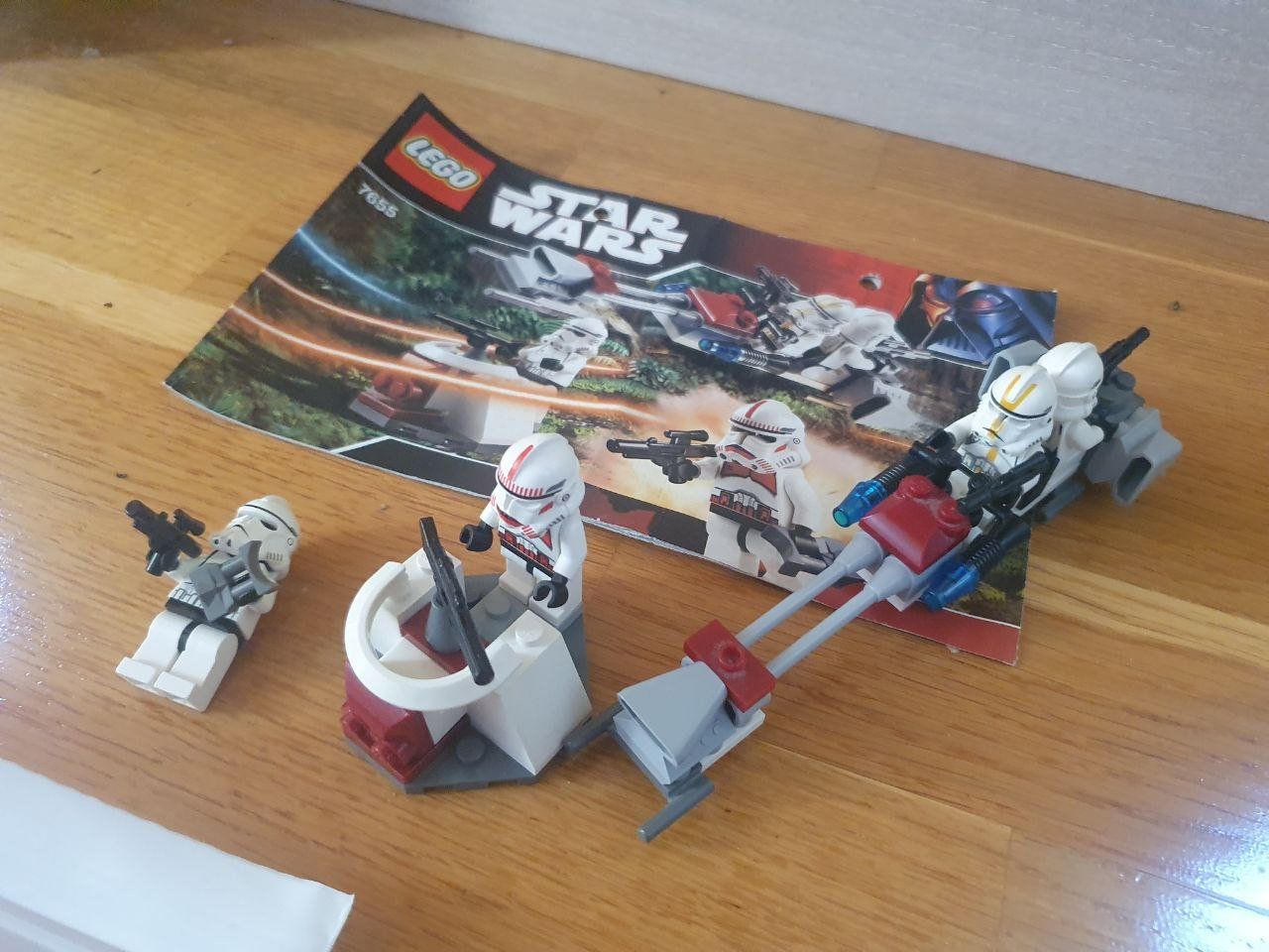 Lego Kit di costruzioni: 7655 LEGO Star Wars Clone Troopers Battle Pack – Usato da Bernex venduto da Mardone 3