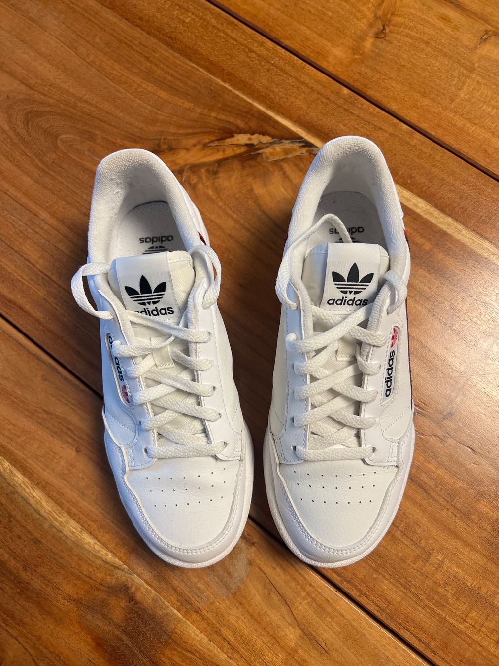 Adidas Chaussures hommes: ADIDAS Sneaker weiss – D'occasion à Bassersdorf par m.vontobel 1