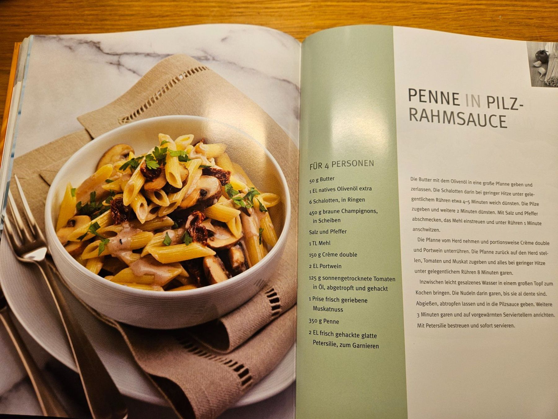 Bücher: Das grosse Pasta-Buch (280 Seiten) – Gebraucht aus Pfäffikon ZH von anthoxanthum 1