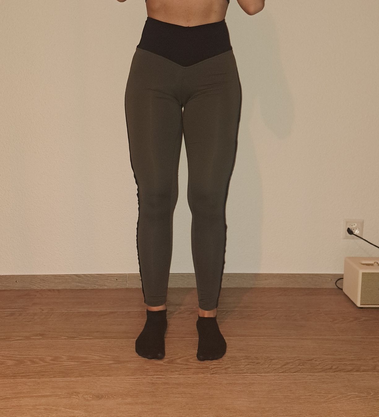 Leggings: NEBBIA Sport Leggings Grösse M – Gebraucht aus Wetzikon ZH von secondhandsfashion 1