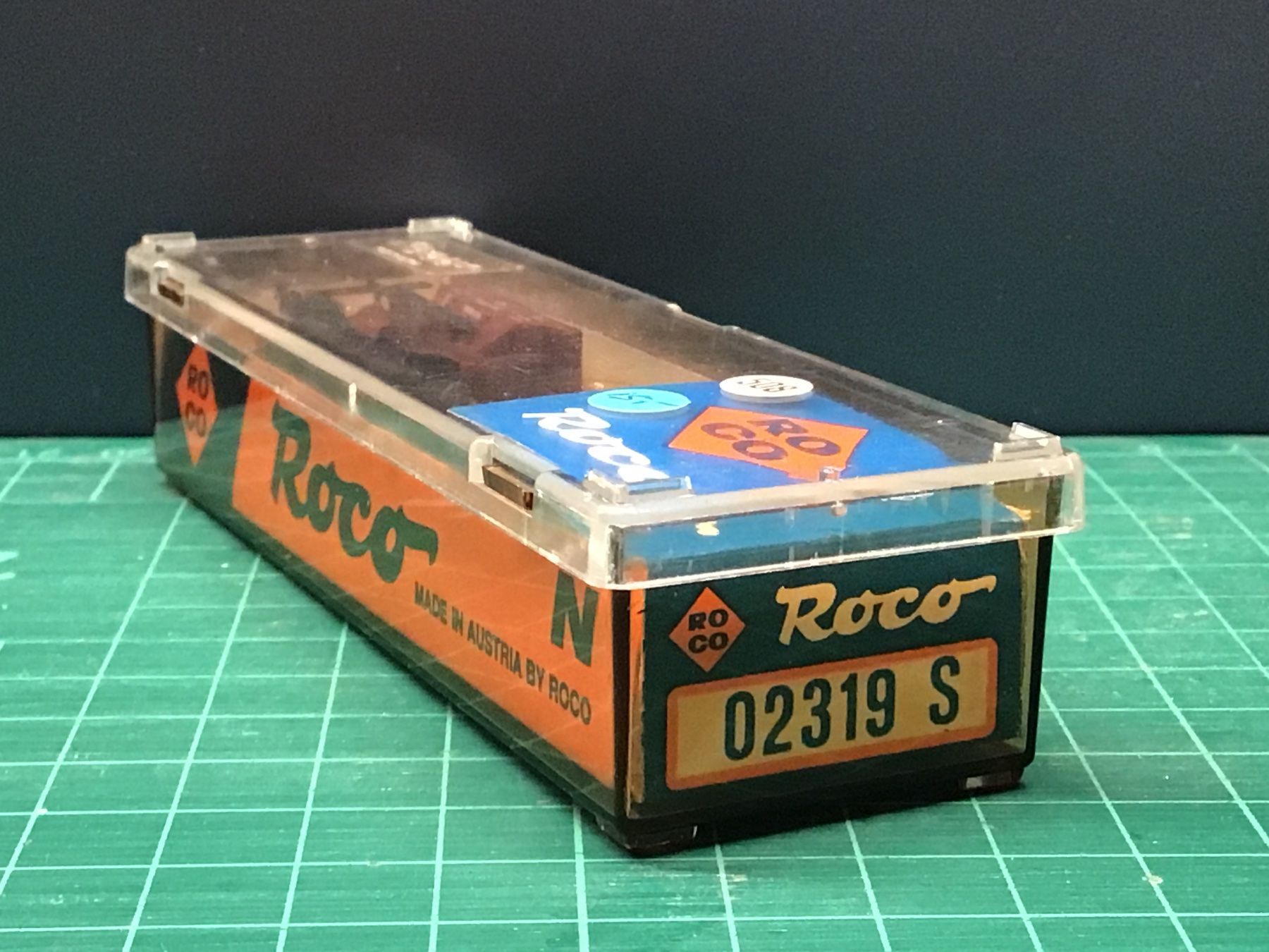Roco Modellini di ferrovie: Roco Gueterwagen DB Stuttgart 2416, Spur N – Usato da Männedorf venduto da Modelle-aller-Art 1