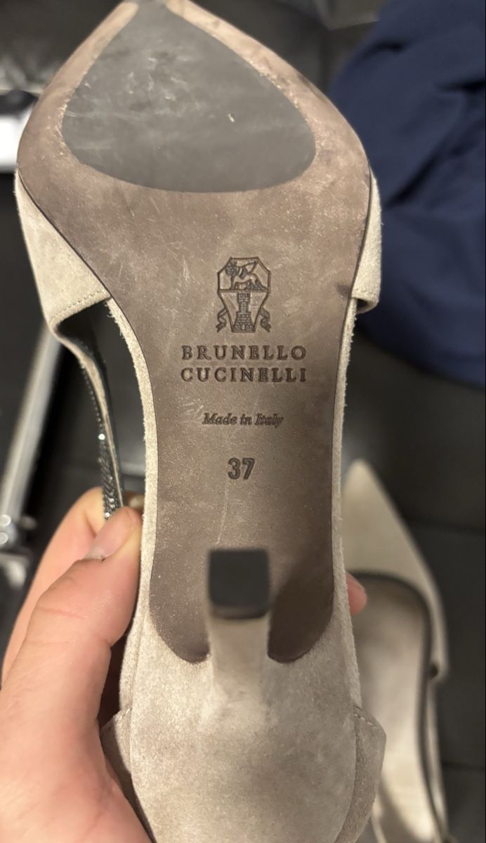 Brunello Cucinelli Scarpe da donna: Brunello Cucinelli Beige Pumps – Usato da Chur venduto da Cuteclothes7k 2