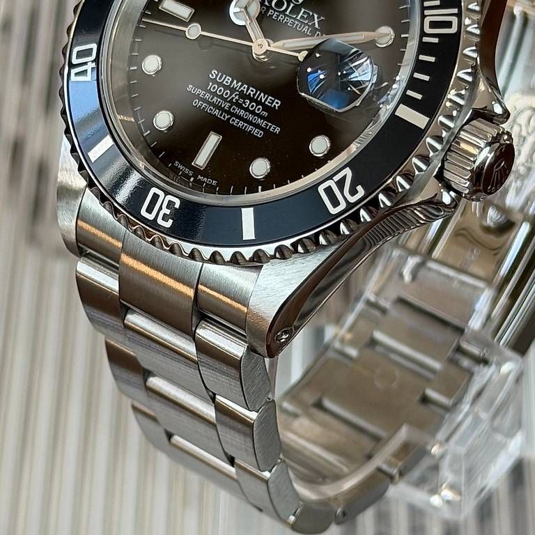 Orologi: Rolex Submariner Date 16610 – Usato da Genève venduto da minty.watches 4