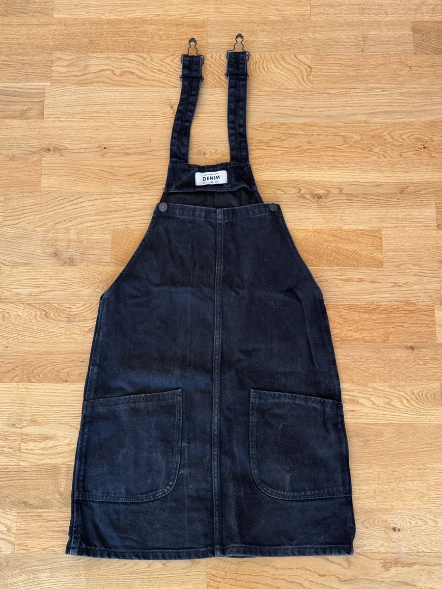 Repas pour bébés: Jeans-Latzkleid – D'occasion à Winterthur par Pascal993