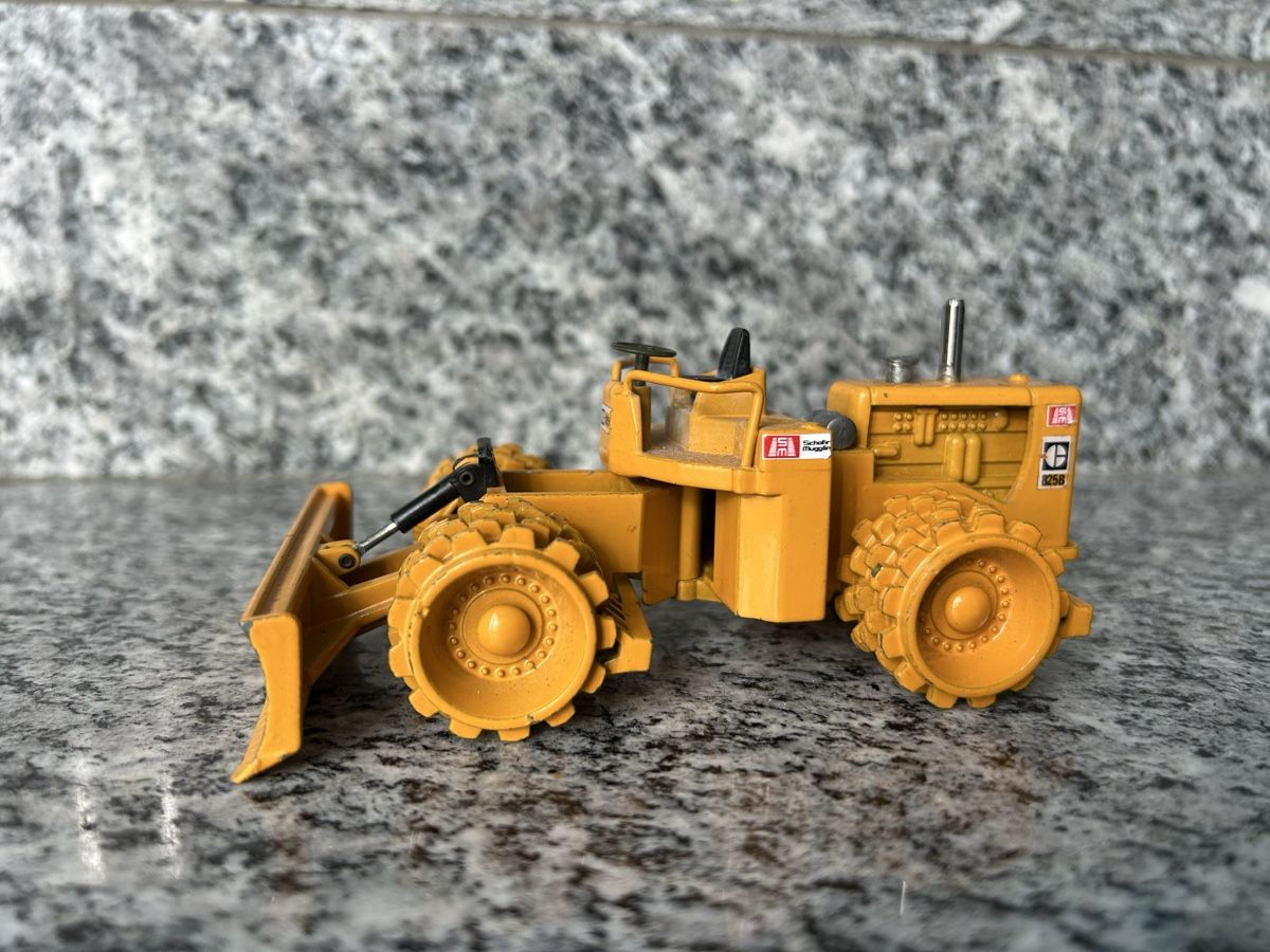 Joal Modellbausätze & Standmodelle: Cat 825 , 1:50 , Joal – Gebraucht aus Horw von Tigercat635 2