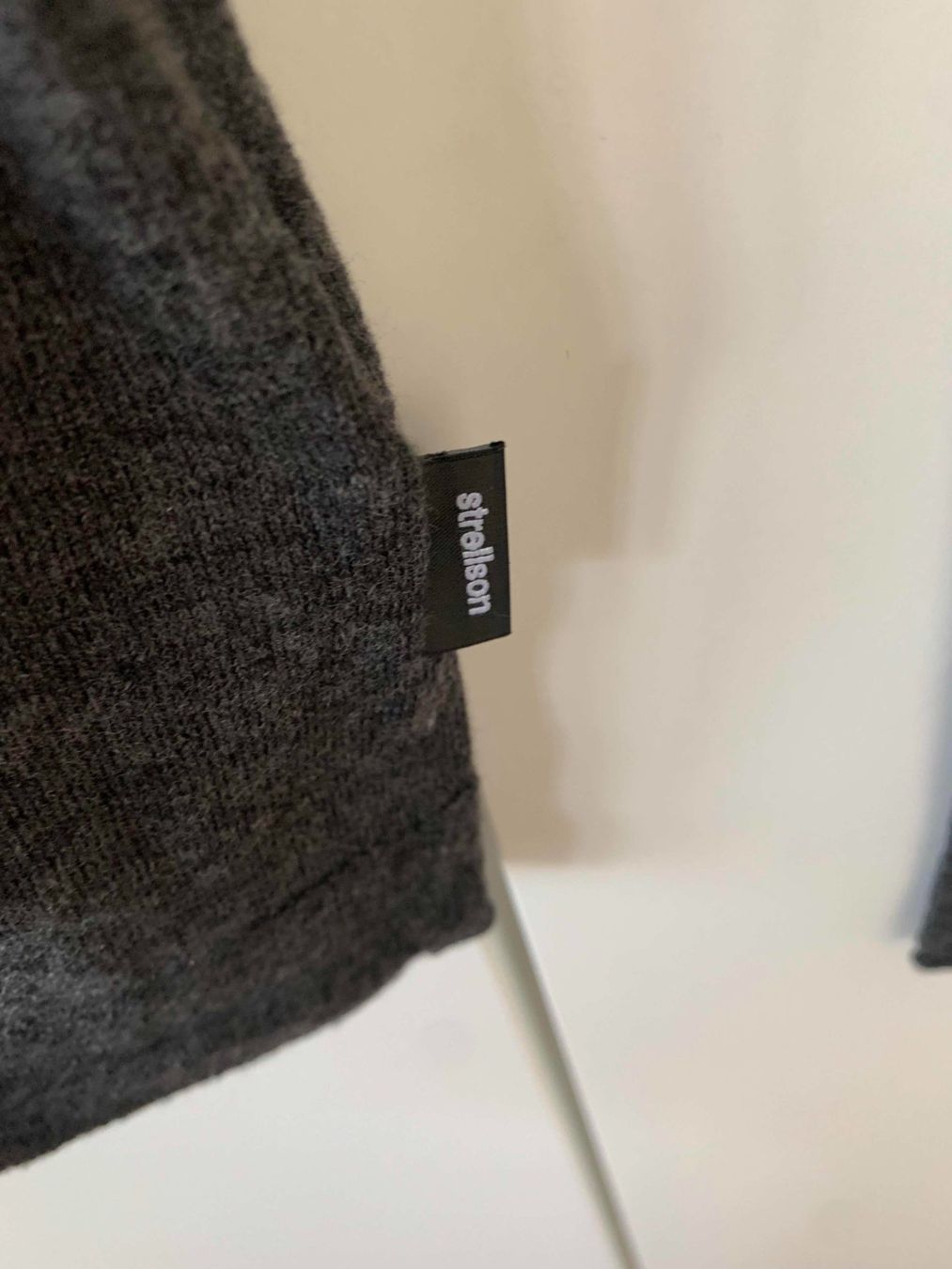 Strellson Giacche: Strellson Cardigan Grau Grösse XL – Usato da Thalwil venduto da san_685y 1