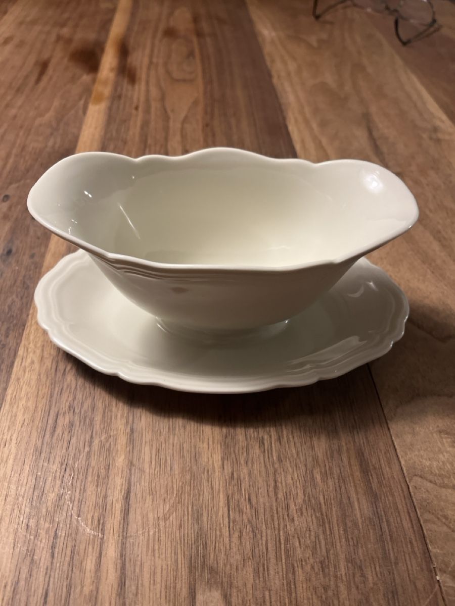 Ciotole: Vintage Sauciere mit Teller – Usato da Wattenwil venduto da bara55
