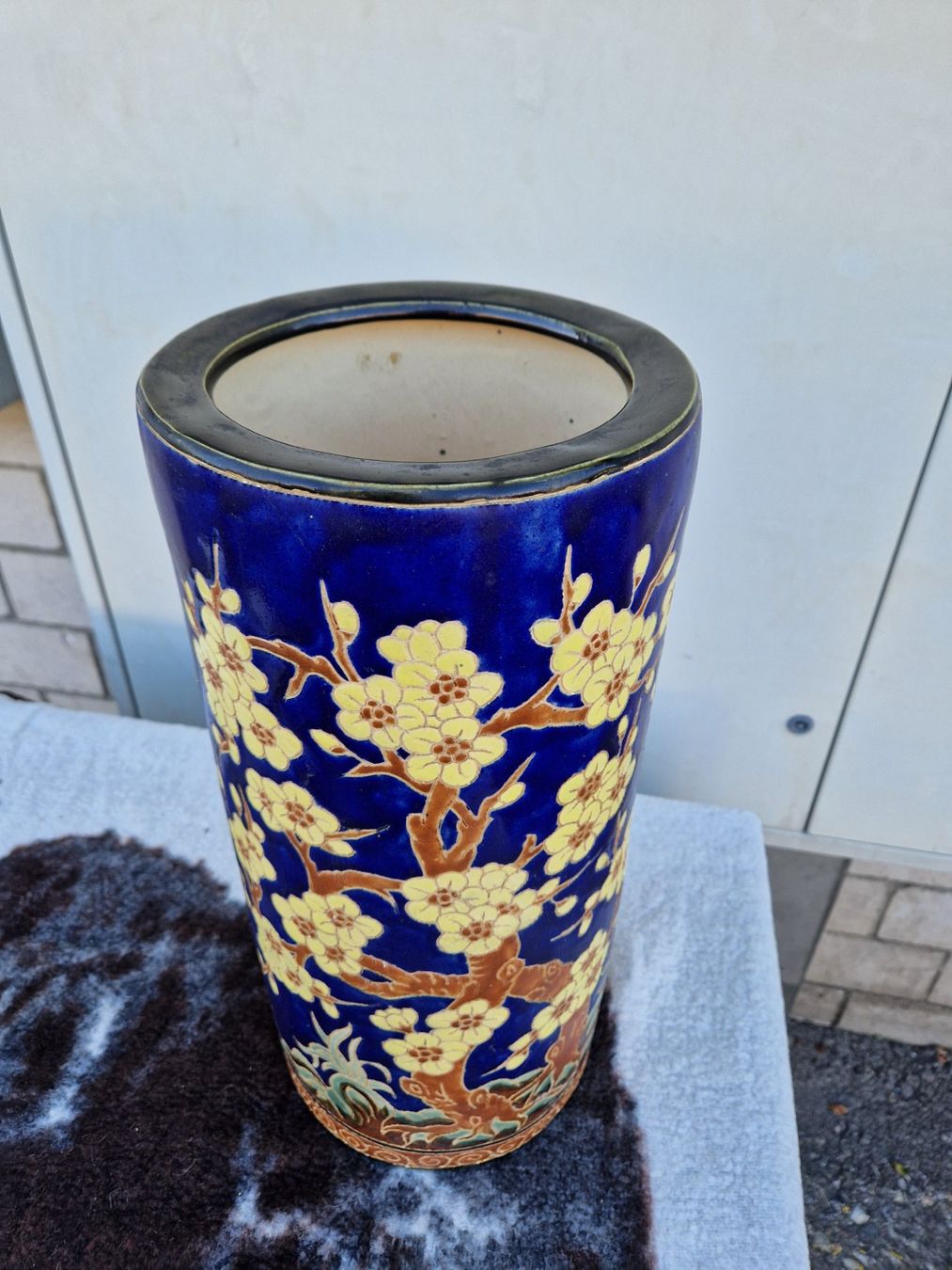 Vasi & Recipienti: Chinesische Vase  49cm hoch 22cm Durchm. – Usato da Wädenswil venduto da verebe 2