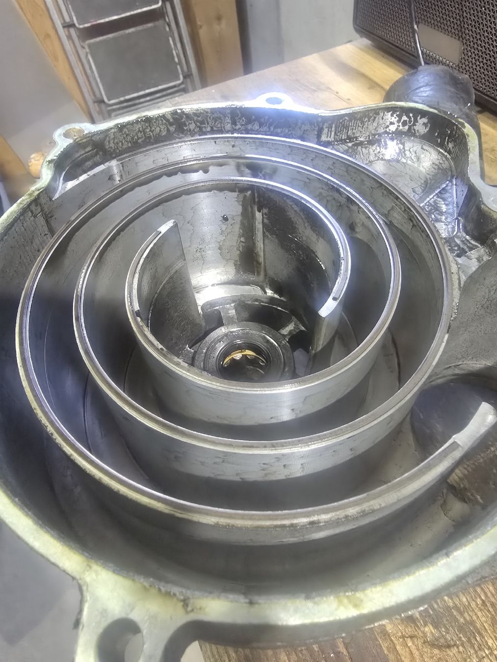 VW Tutti pezzi di ricambio auto: G60 Lader zu verkaufen – Usato da Binn venduto da Underdusty 3