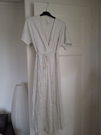 Robe cache-coeur Mango M