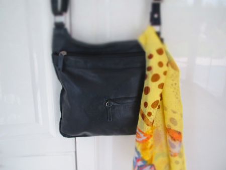 SAC EN BANDOULIERE PIELER CUIR NOIR