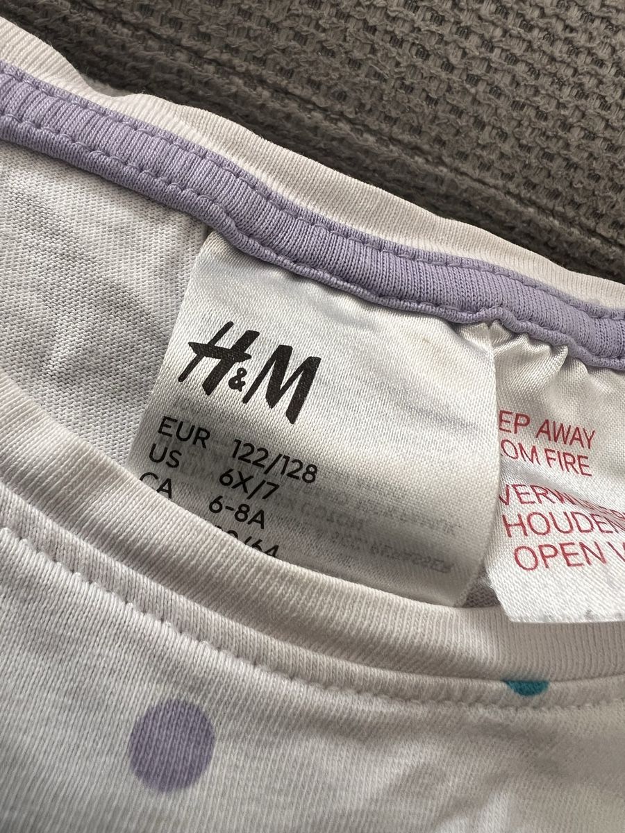 H&M Pyjamas: Pyjama Grösse 122/128 – D'occasion à Thun par Siladi 1