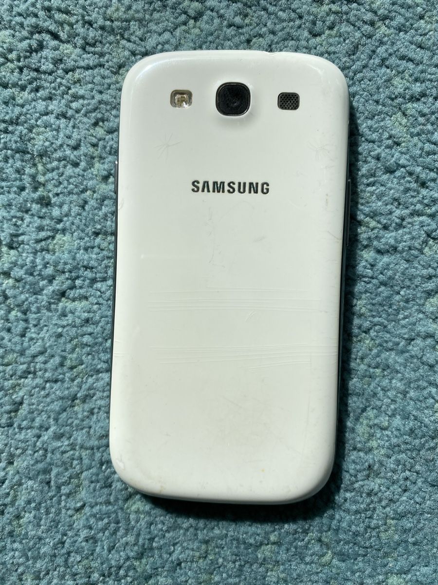 Handys / Smartphones: Samsung Galaxy S3 – Defekt aus Adliswil von Busys 1