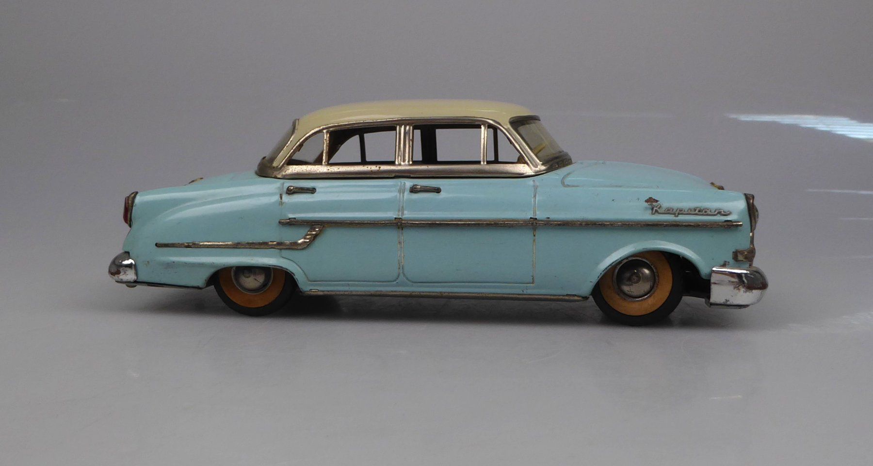 Opel Modellautos: Opel Kapitän Modellauto – Gebraucht aus Volketswil von brockipfannenstil 2