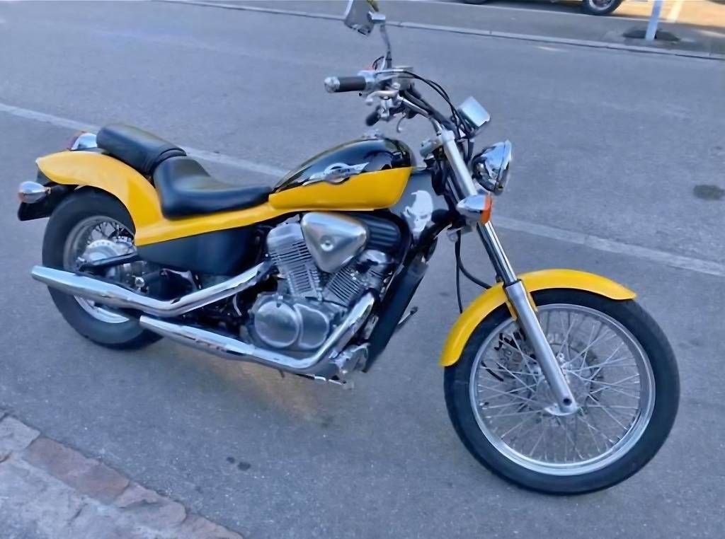 Honda Chopper: Honda Shadow – Usato da Liestal venduto da Alimini75