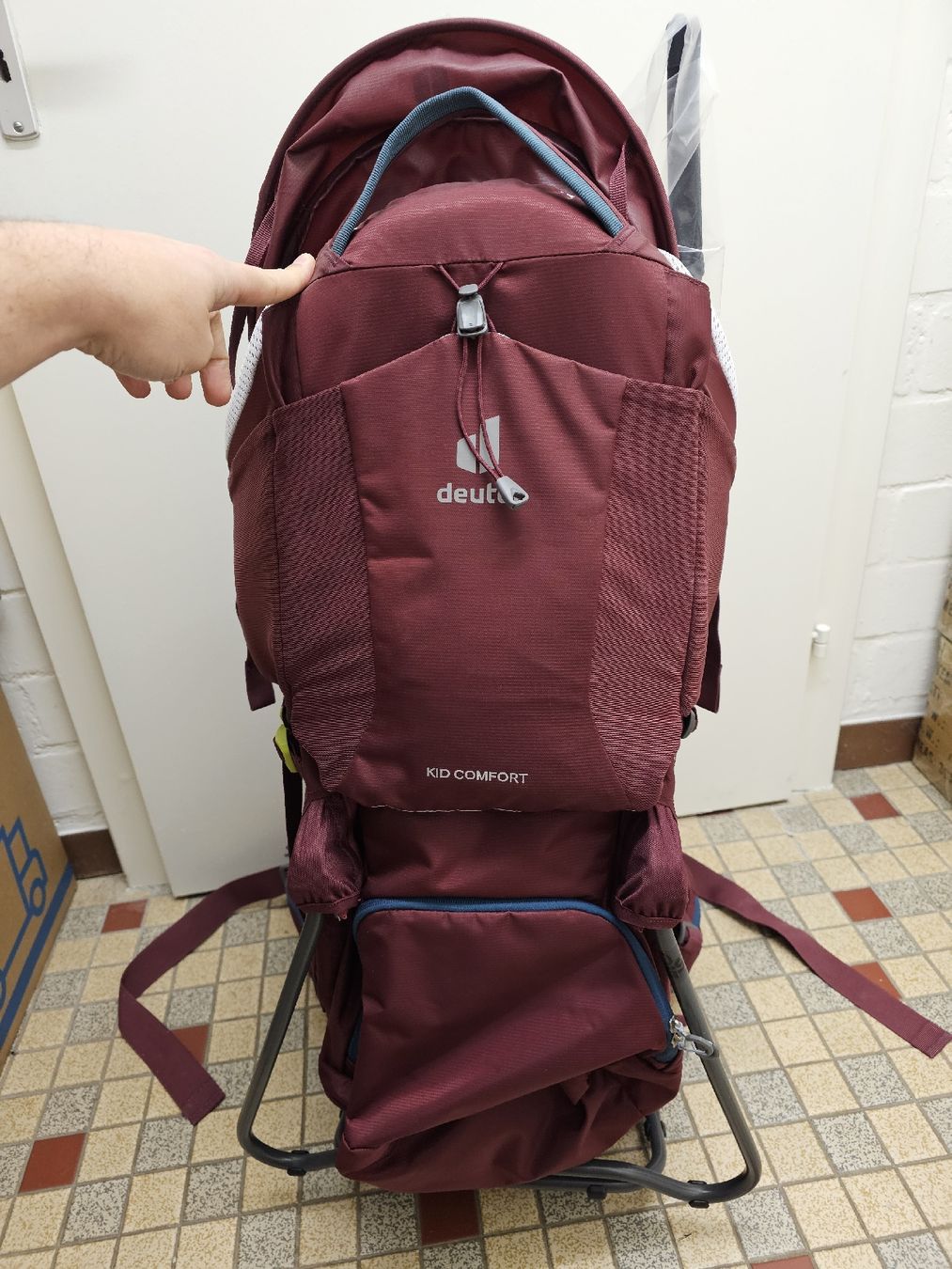 Deuter Zaini: DEUTER Kid Comfort+ Wanderrucksack mit Sonnendach – Nuovo (secondo la descrizione) da Oberwil BL venduto da 007re 7