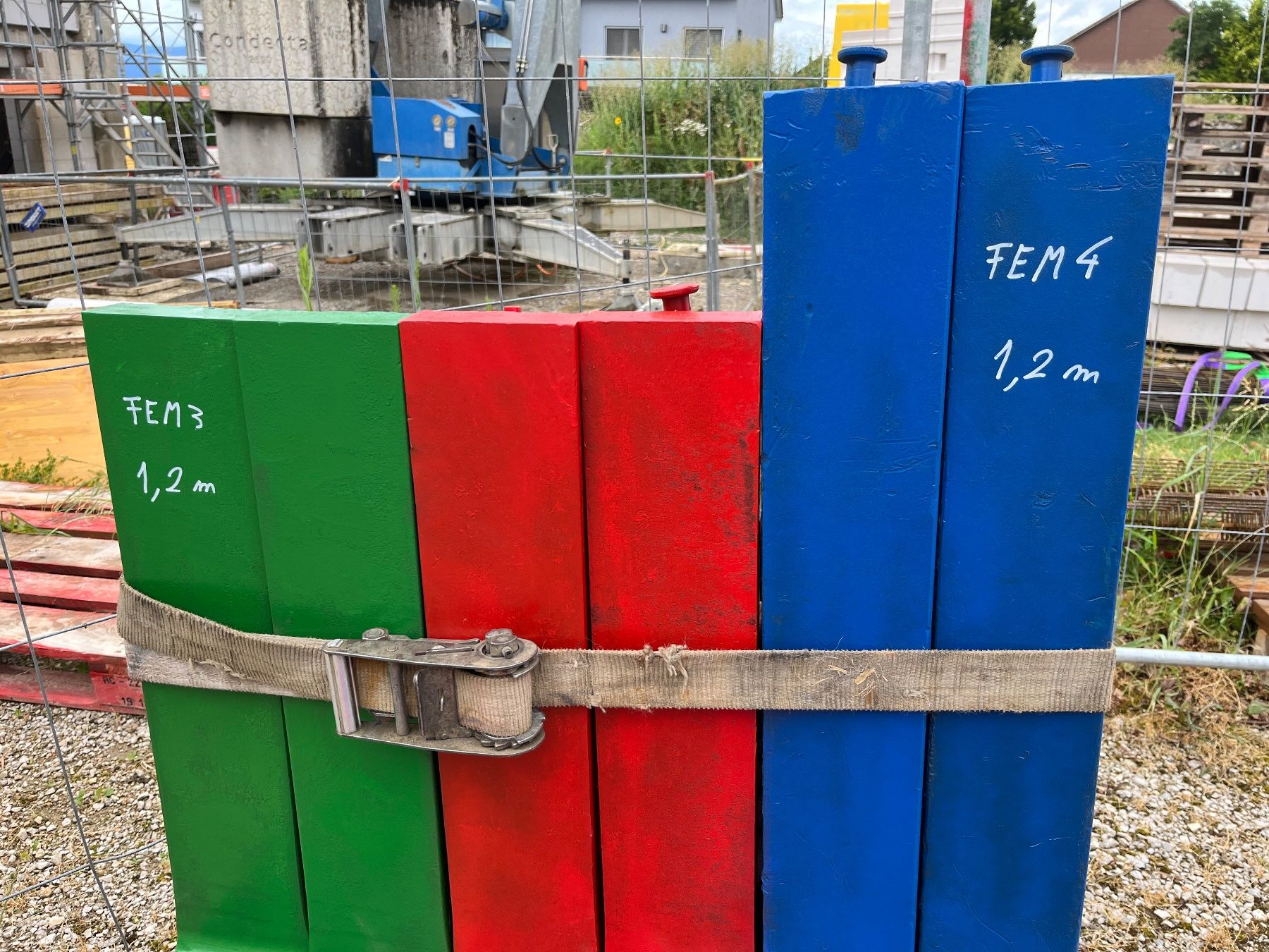 Carrelli elevatori e a forche: 3 paires fourches à palettes – Usato da Bioley-Magnoux venduto da Salvo25 7