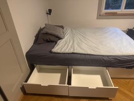 Nordli Bettgestell mit Schubladen und Lattenrost, 140x200