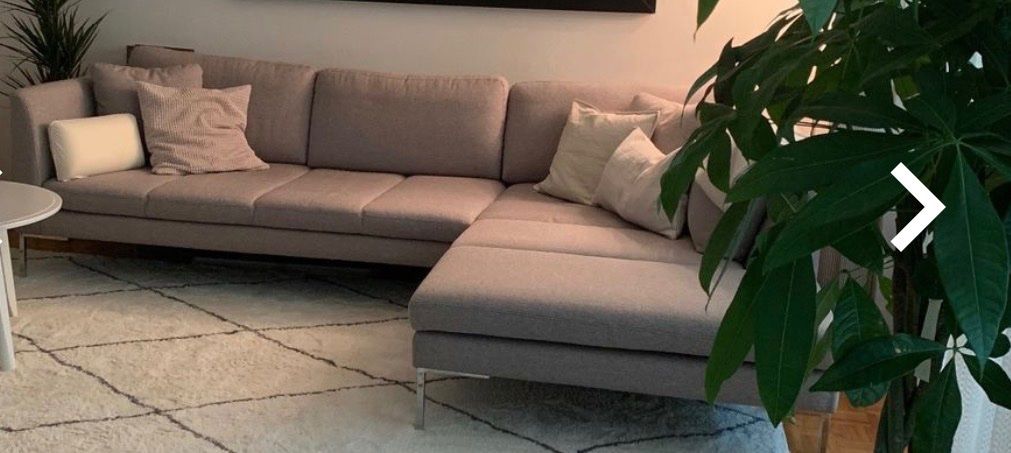 Livique Sofas: EckSofa von Livique – Gebraucht aus Fehraltorf von Naprodej