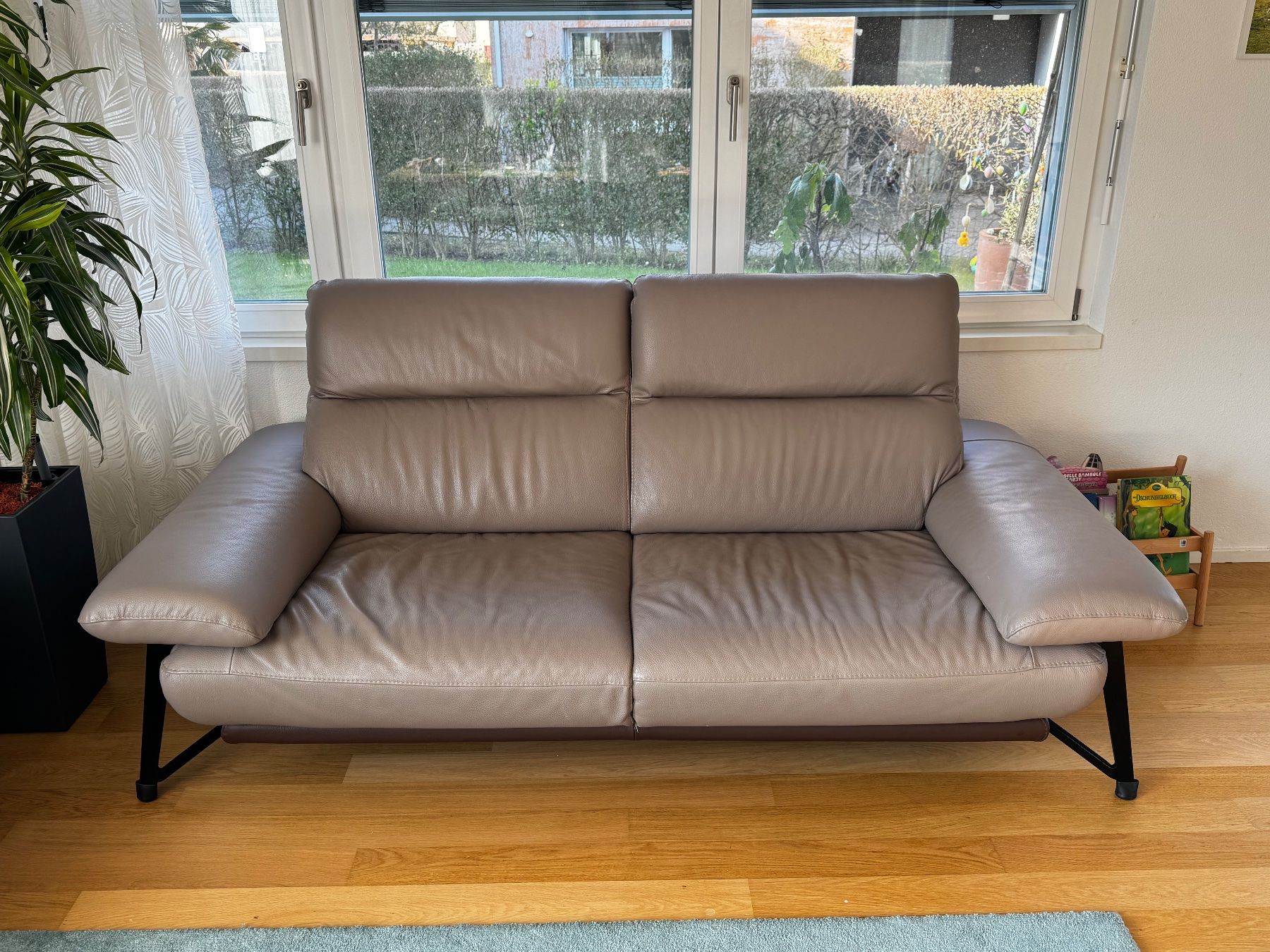 Divani: Zweiteiliger Sofa aus echtem Leder – Usato da Pfäffikon ZH venduto da dam_2wvg 1