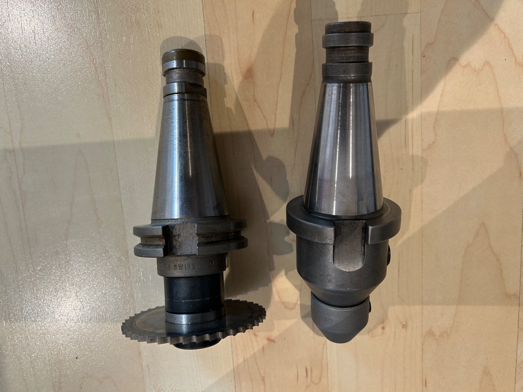 Tutti gli attrezzi: 2Fräshalter SK 40  + Div. Fräser – Usato da Brunnen venduto da Eidgenosse02