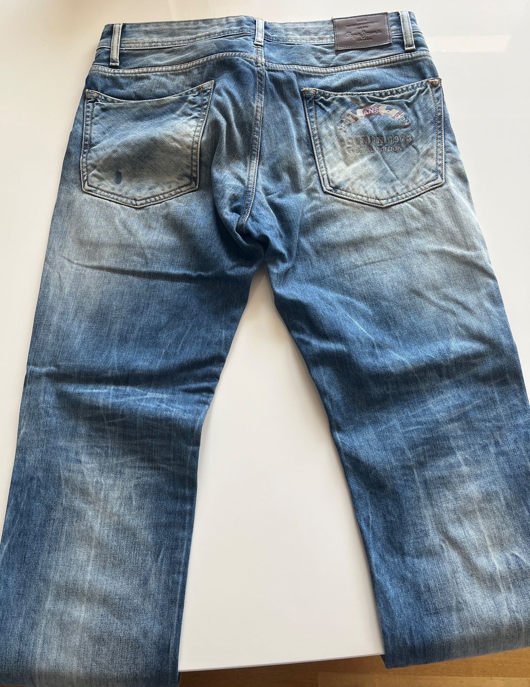 Pepe Jeans Jeans: PEPE JEANS - W34 L32 straight - ungetragen! – Nuovo (secondo la descrizione) da St.Gallen venduto da Marcopolo71 6