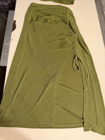 2-Teiler Damen Olive Grün Grösse M Neu