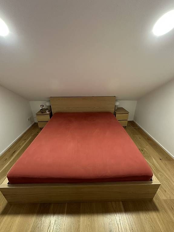 Ikea Lits: Bettgestell 180x200 Ikea + Matratze – D'occasion à St. Gallen par alibaba12