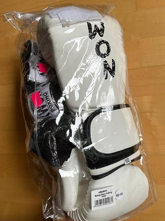 Gants & mitaines : KWON Boxhandschuhe Training 10 OZ – D'occasion à Küsnacht ZH par didips