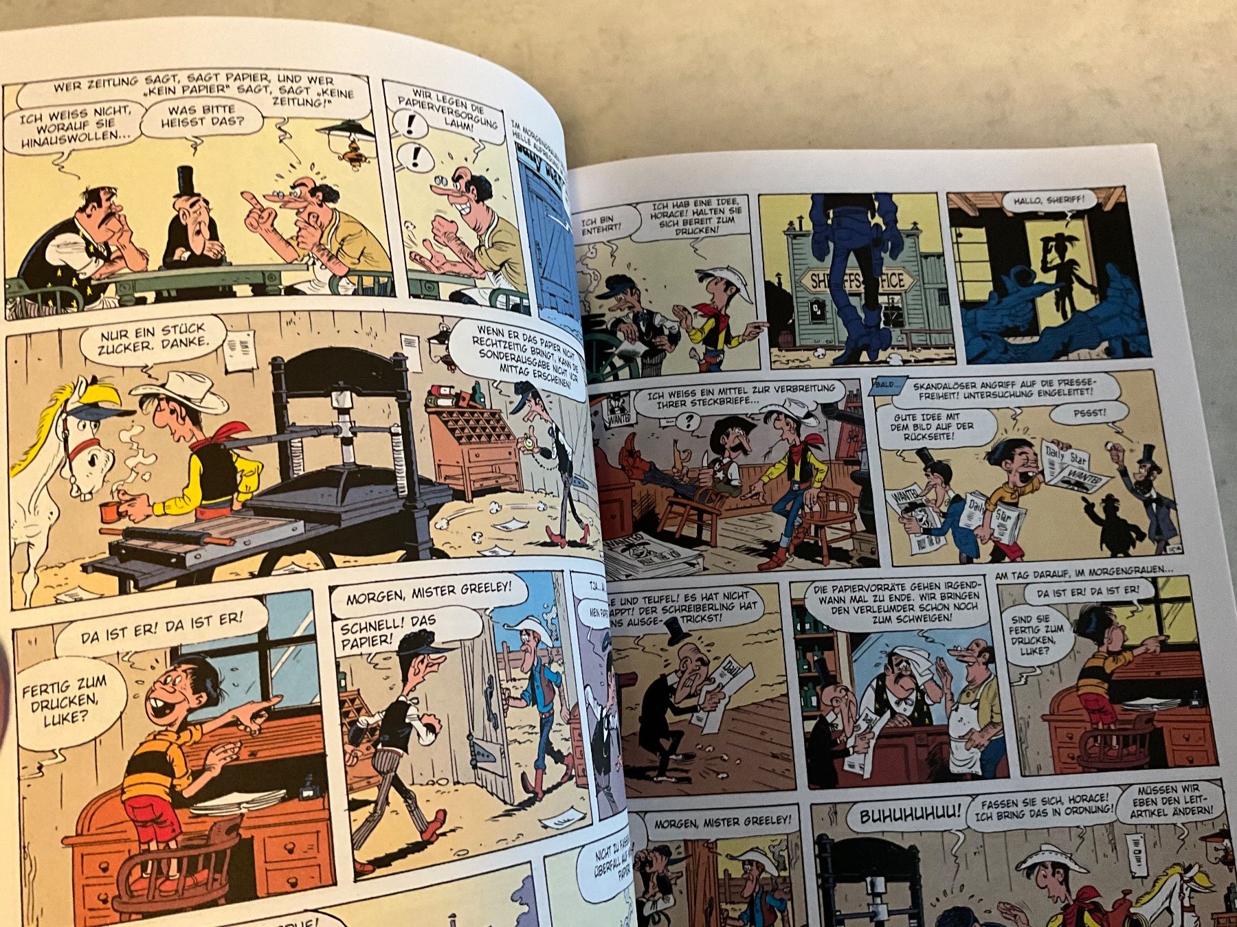 Fumetti: Lucky Luke Comic, Band 45, Der Daily Star – Usato da Agriswil venduto da Ueli03 1