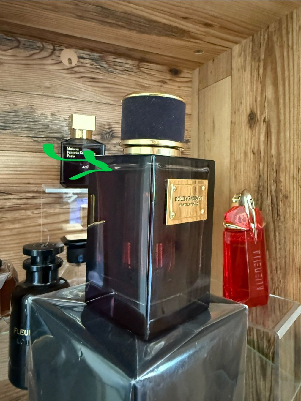 Dolce & Gabbana Profumi & Eau de Toilette: Velvet Zafferano Dolce&Gabbana 100 ml – Usato da Ittigen venduto da iGeorgia 1