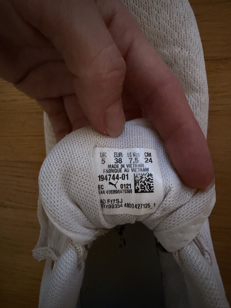 Puma Scarpe da donna: Puma Turnschuhe Weiss Gr 38 gebraucht – Usato da Zürich venduto da BettinaMarie2308 4