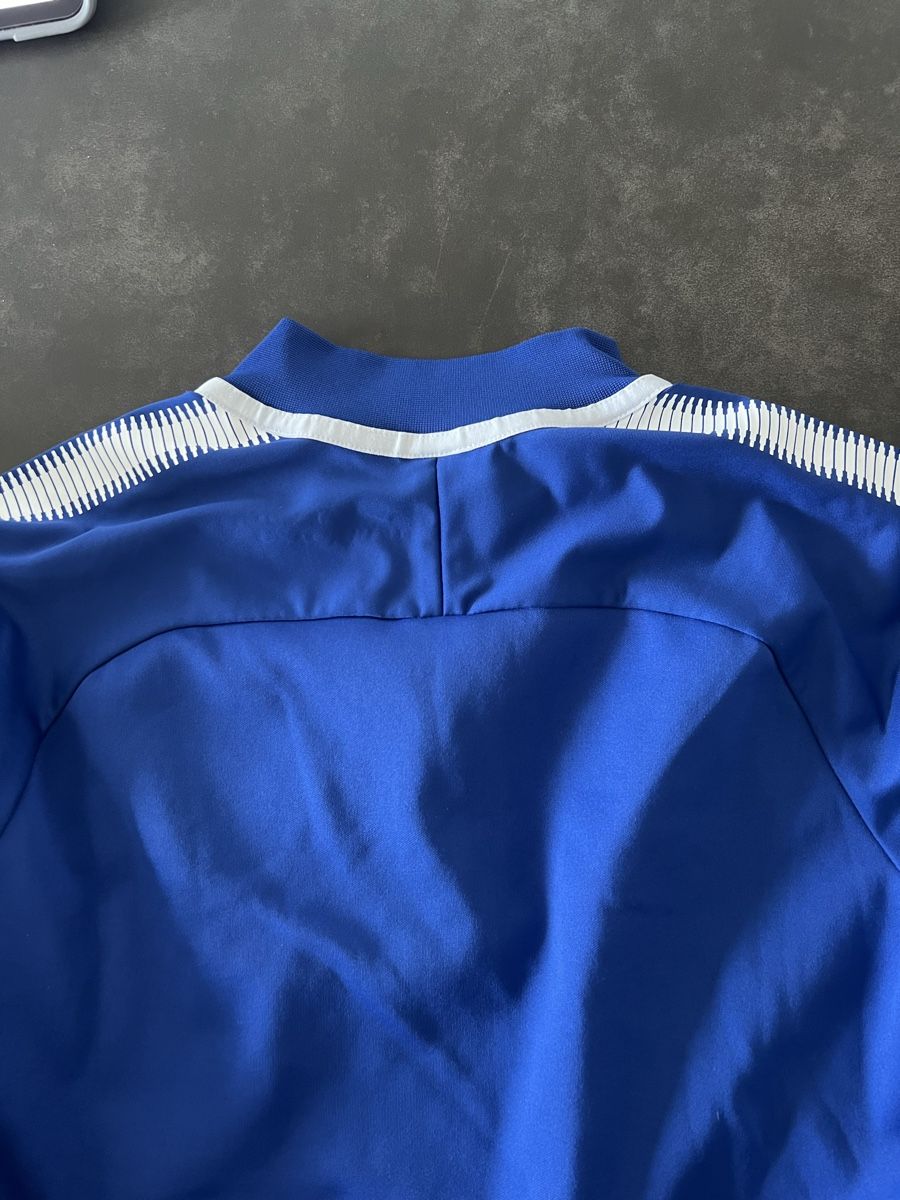 Nike Canottiere & Pantaloni: Ensemble training Chelsea Vintage – Usato da Pully venduto da Afagone 1
