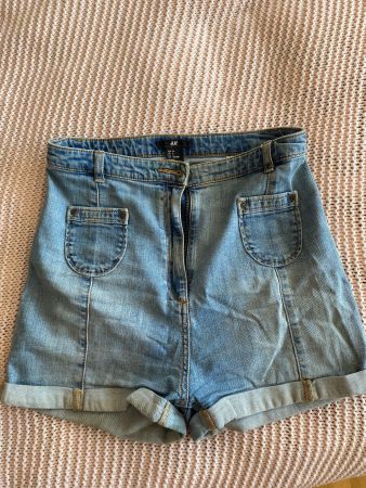 Short en jeans