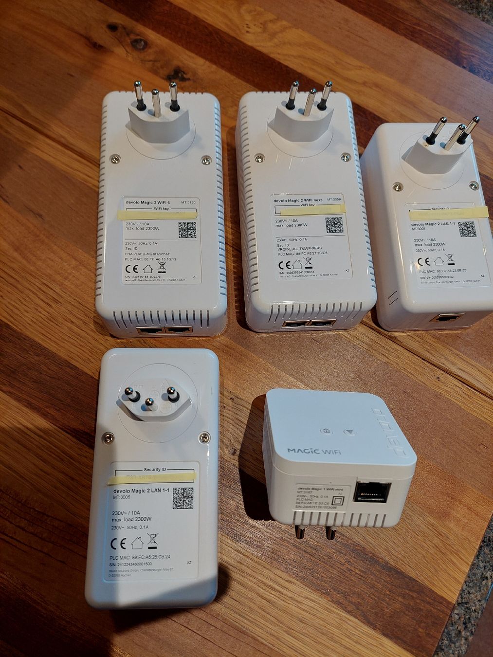 Devolo Laufwerke & Adapter: Devolo Magic 1 und 2 – Gebraucht aus Au / ZH von Kiowa 2