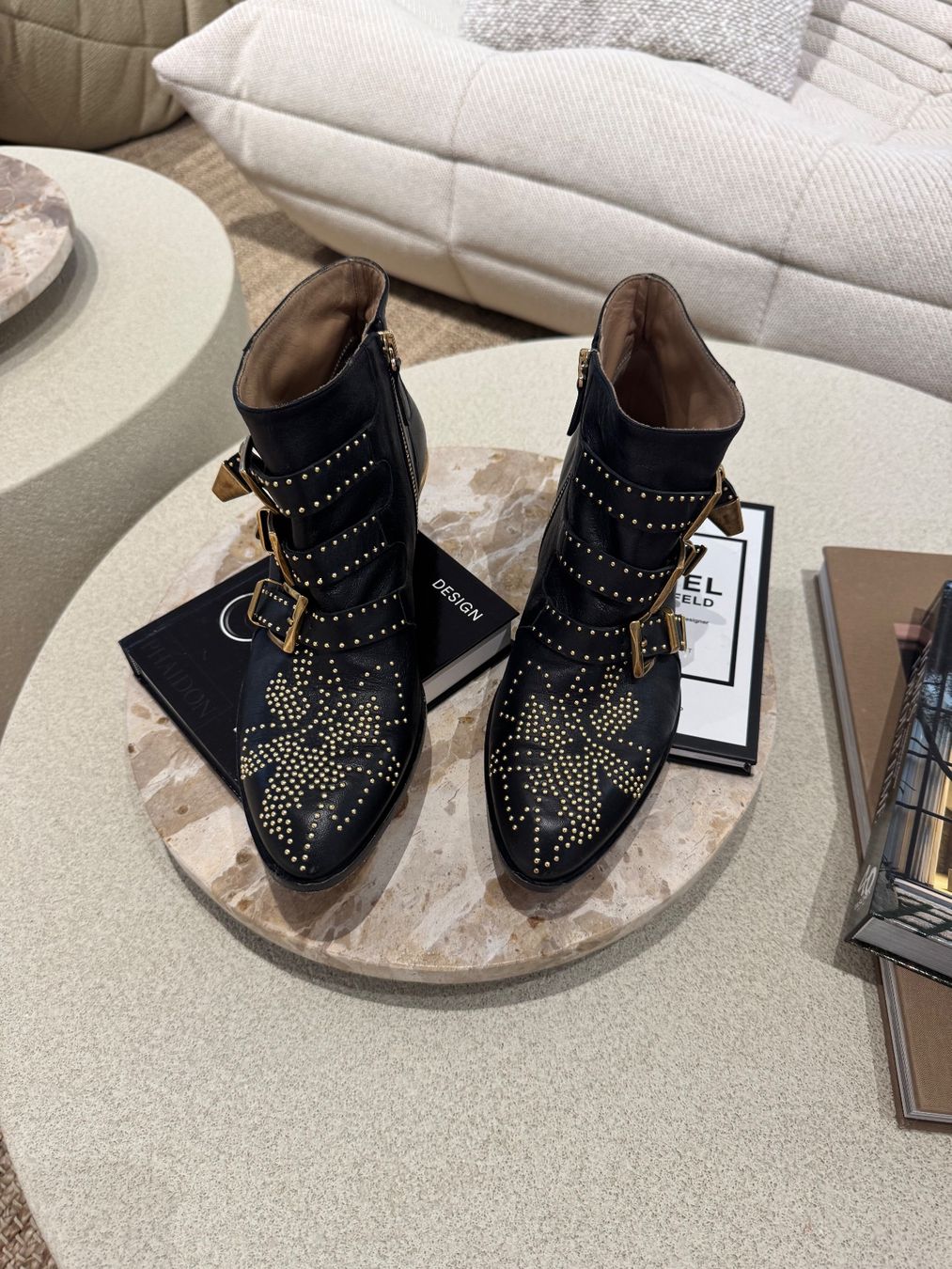 Chloé Scarpe da uomo: CHLOE BOOTS BLACK – Usato da Schwyz venduto da bofb