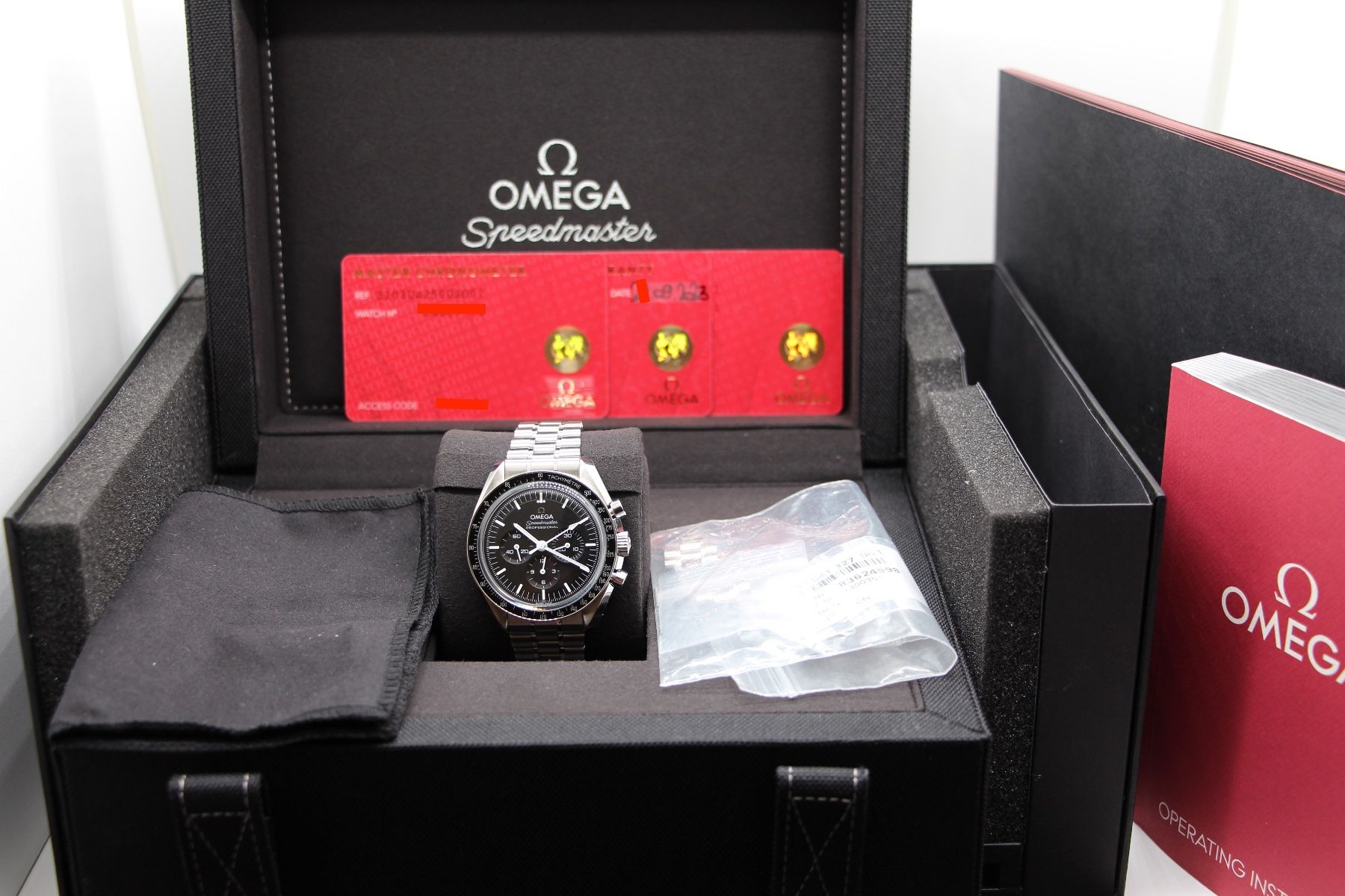 Omega Orologi: Omega Speedmaster Saphir Ref. 310.30.42.50.01.002, Full-Set – Usato da Zug venduto da eMDi_Collection 8