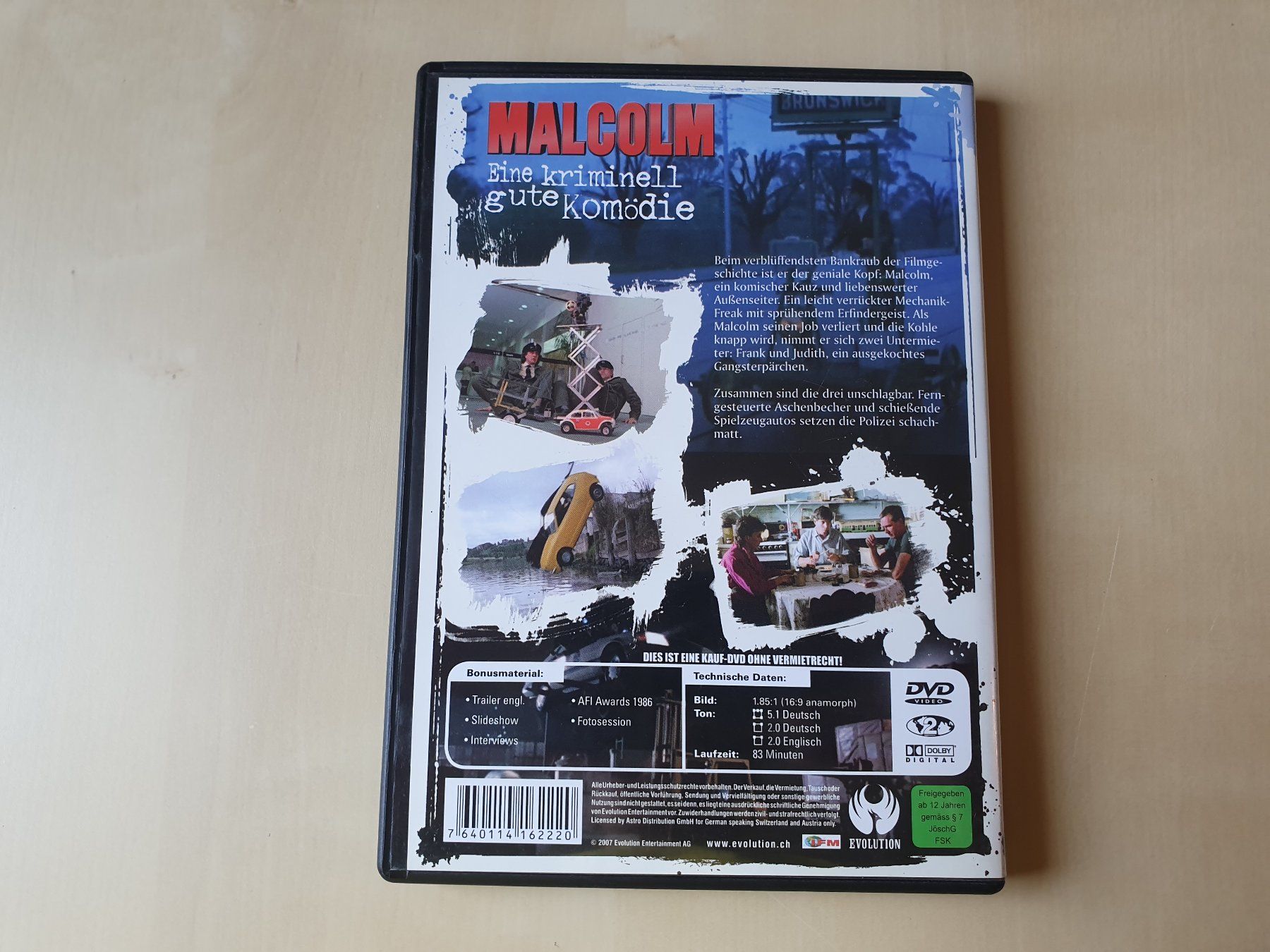 Tutti i DVDs: Malcolm eine kriminell gute Komödie – Usato da Stansstad venduto da collectorsshop 1