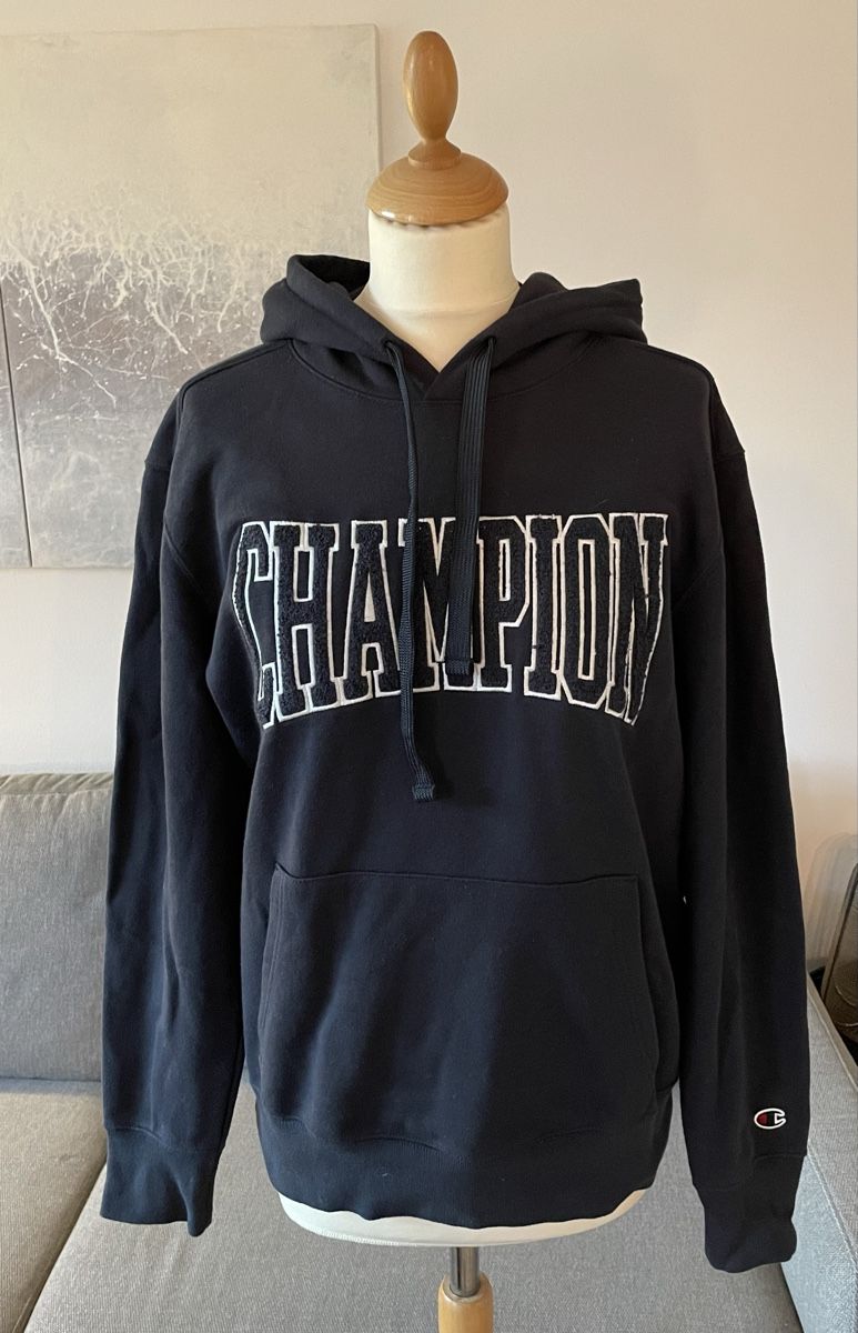Champion Pullover & Sweatshirts: Champion, Hoodie, Grösse M – Gebraucht aus Anglikon von Haraldinho