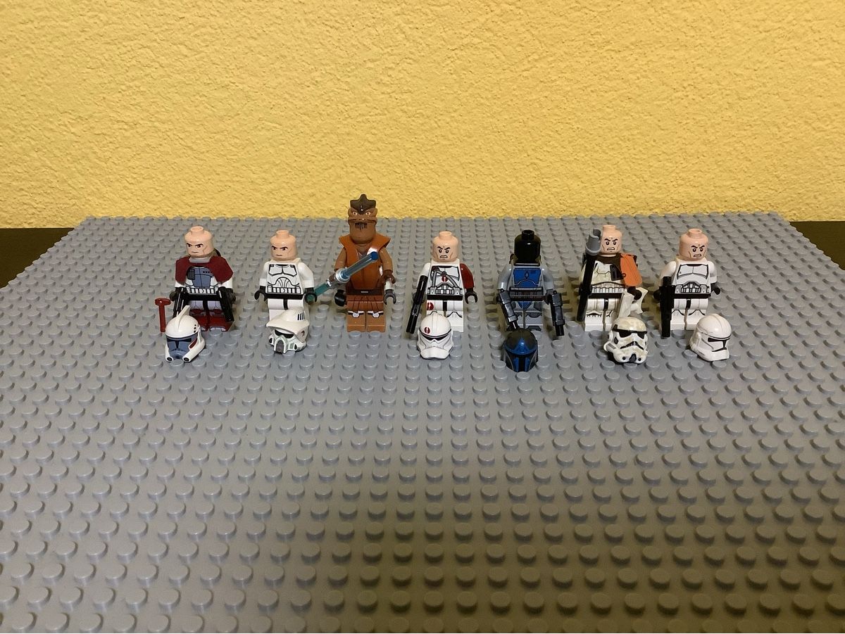 Lego Statuette: Lego Star Wars Minifiguren – Usato da Bischofszell venduto da yvan2000 1