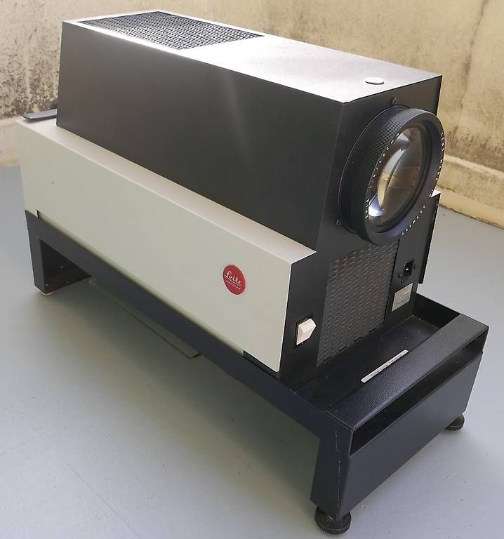 Films: Episcope Leitz L 19 – D'occasion à Neuchâtel par Kropotkine