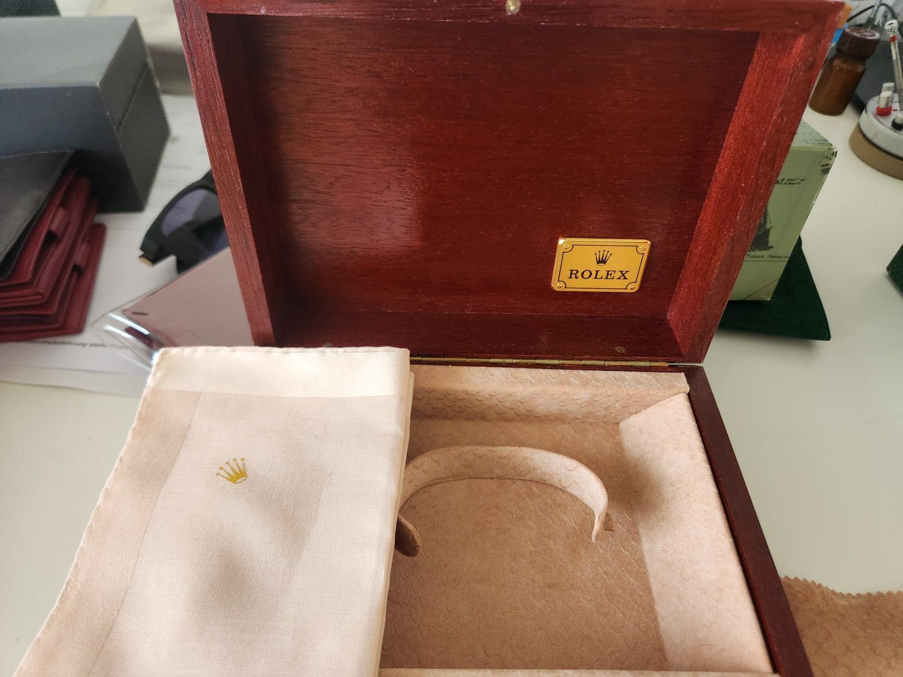 Rolex Scatole porta orologi: Original Rolex Box für Ref. 16528 – Nuovo e nell'imballaggio originale da Stäfa venduto da Brunati-Uhren