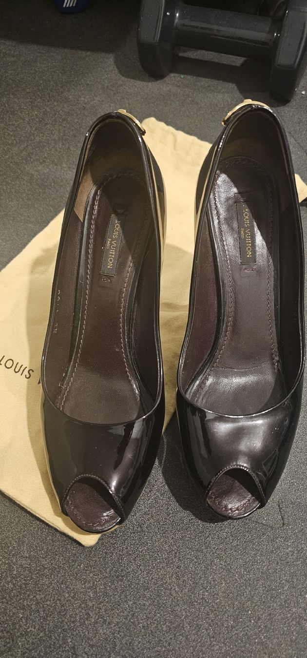 Chaussures femmes: Louis Vuitton Heels – D'occasion à La Tour-de-Peilz par mcp_w7rw 1