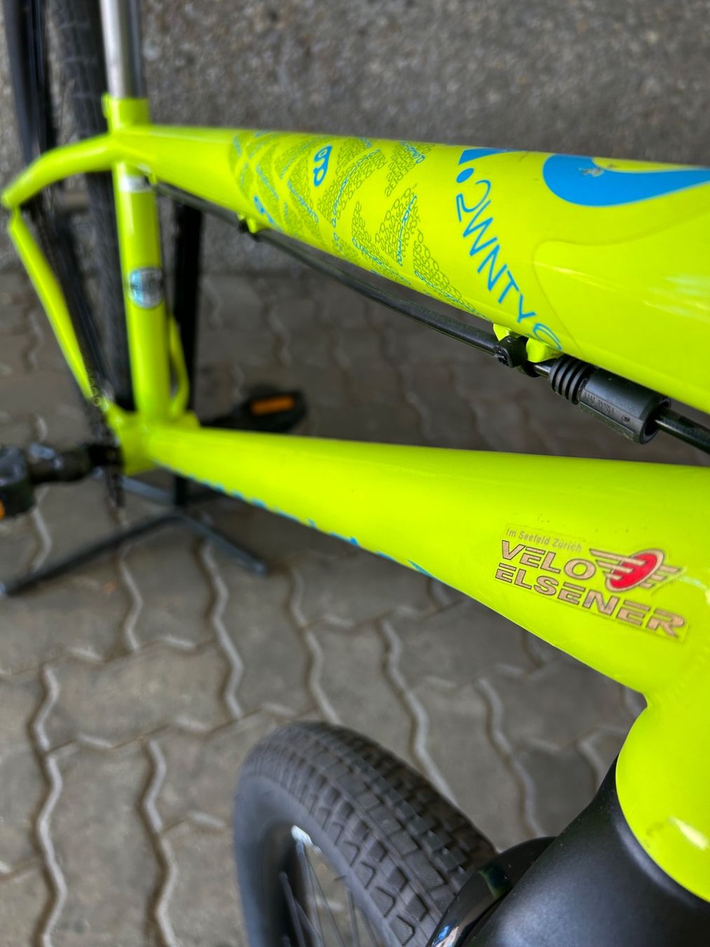 Specialized Vélos: Specialized BMX – D'occasion à Adlikon b.Regensdf par usado 8