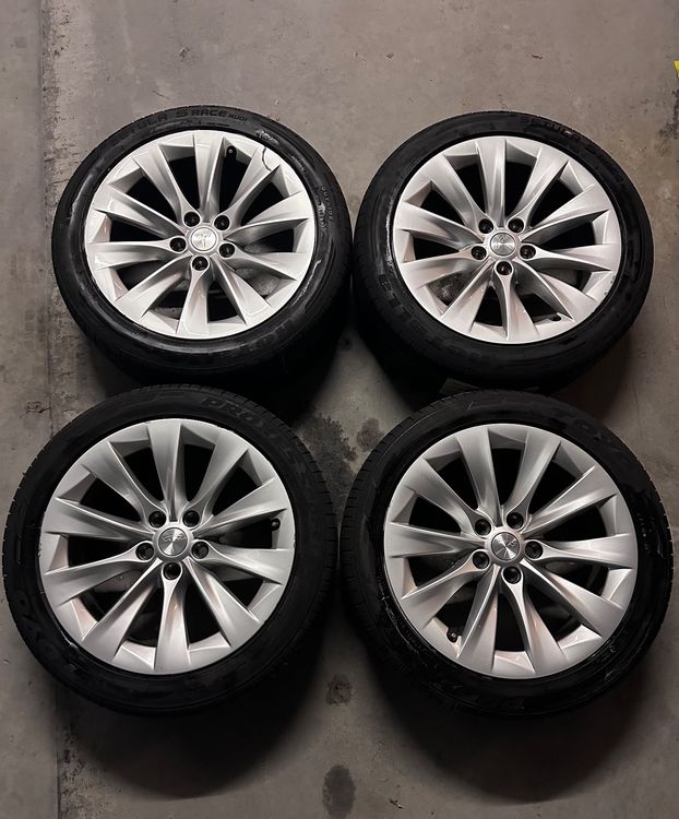 Slipstream Felgen Tesla Model S 19” inkl. Somerreifen (Gebraucht) in ...