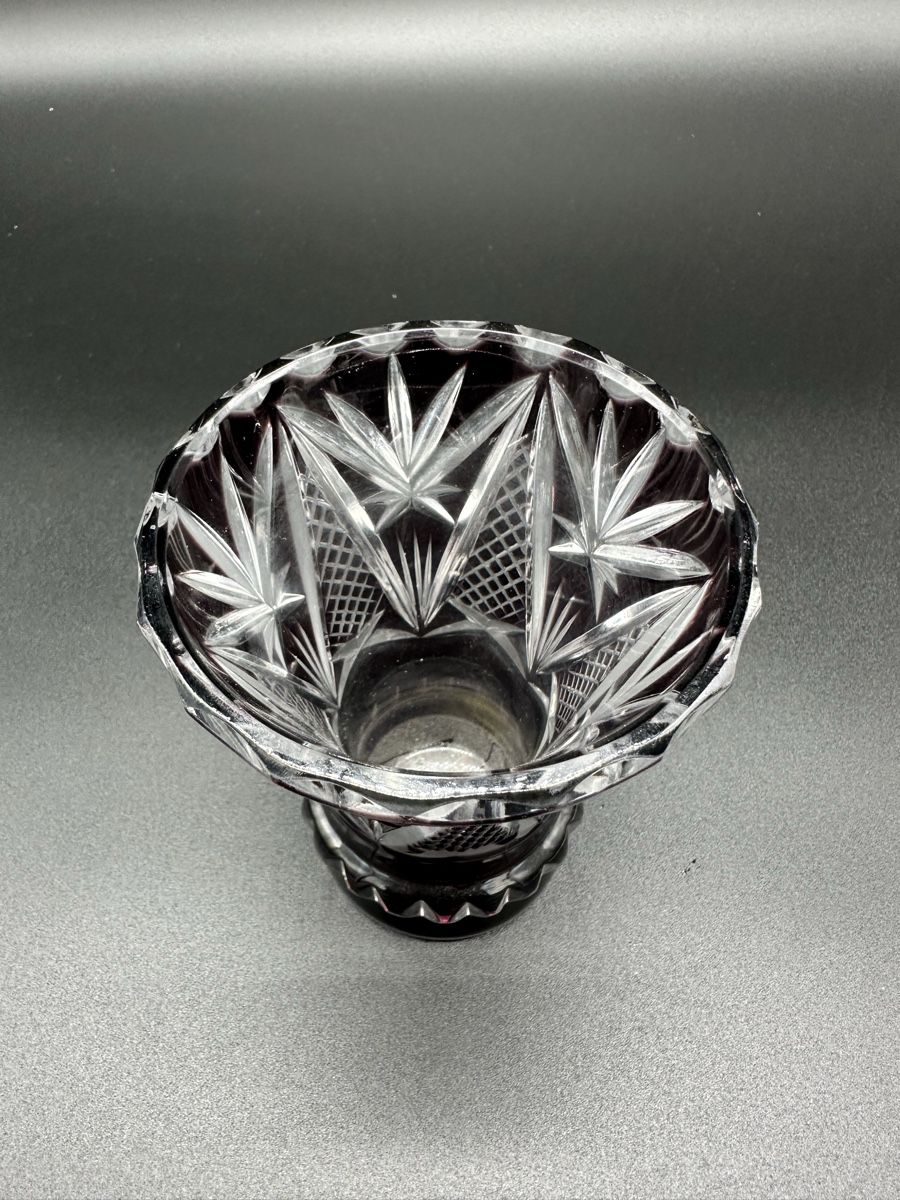 Vasi & Recipienti: Vintage Bohemian Ruby Cut to Clear Crystal Vase Decor – Usato da Villmergen venduto da JacRon 1
