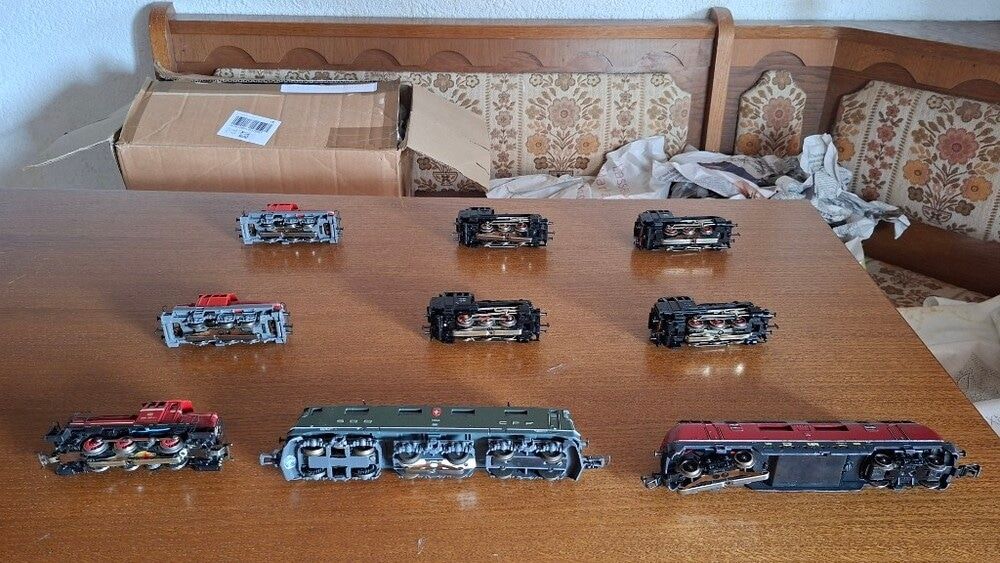 Märklin Trains électriques: H0 AC 8 Märklin , 1 Lima Lok. – D'occasion à Pfäffikon ZH par gub_2j76 4