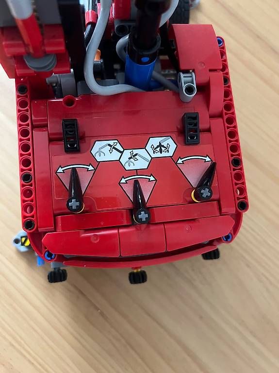 Baukästen: Lego Technic Umschlagbagger 42144 – Gebraucht aus Eschenbach SG von Nadja0204 2