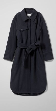Veste Manteau style sur chemise bleu marine Weekday